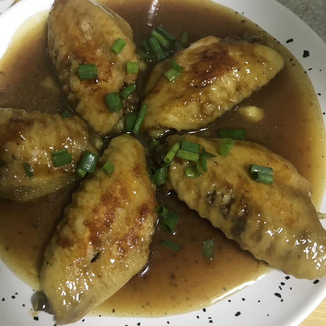 多吃两碗饭的【蜜汁鸡翅】