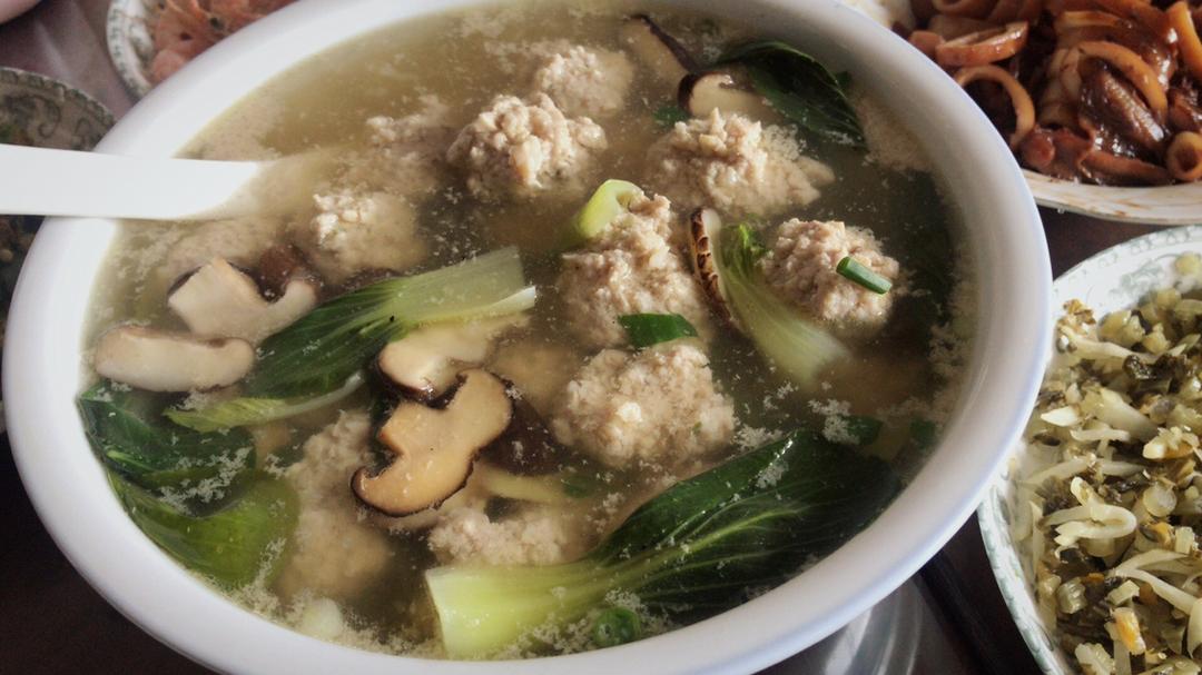 水汆肉丸子