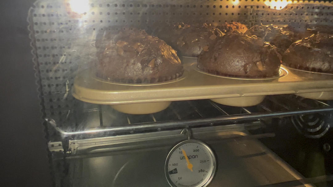 巨简单❗️超快速❗️巧克力玛芬蛋糕❗️好吃哭了