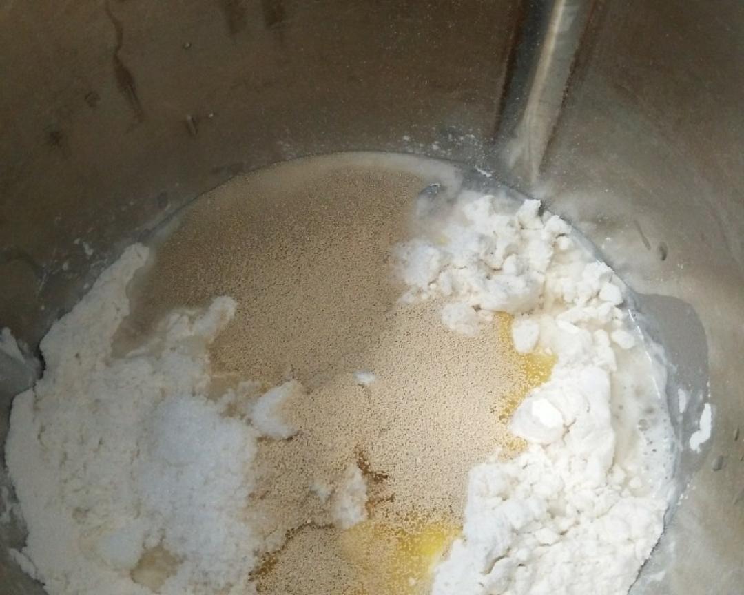 纯奶手撕吐司的做法 步骤1