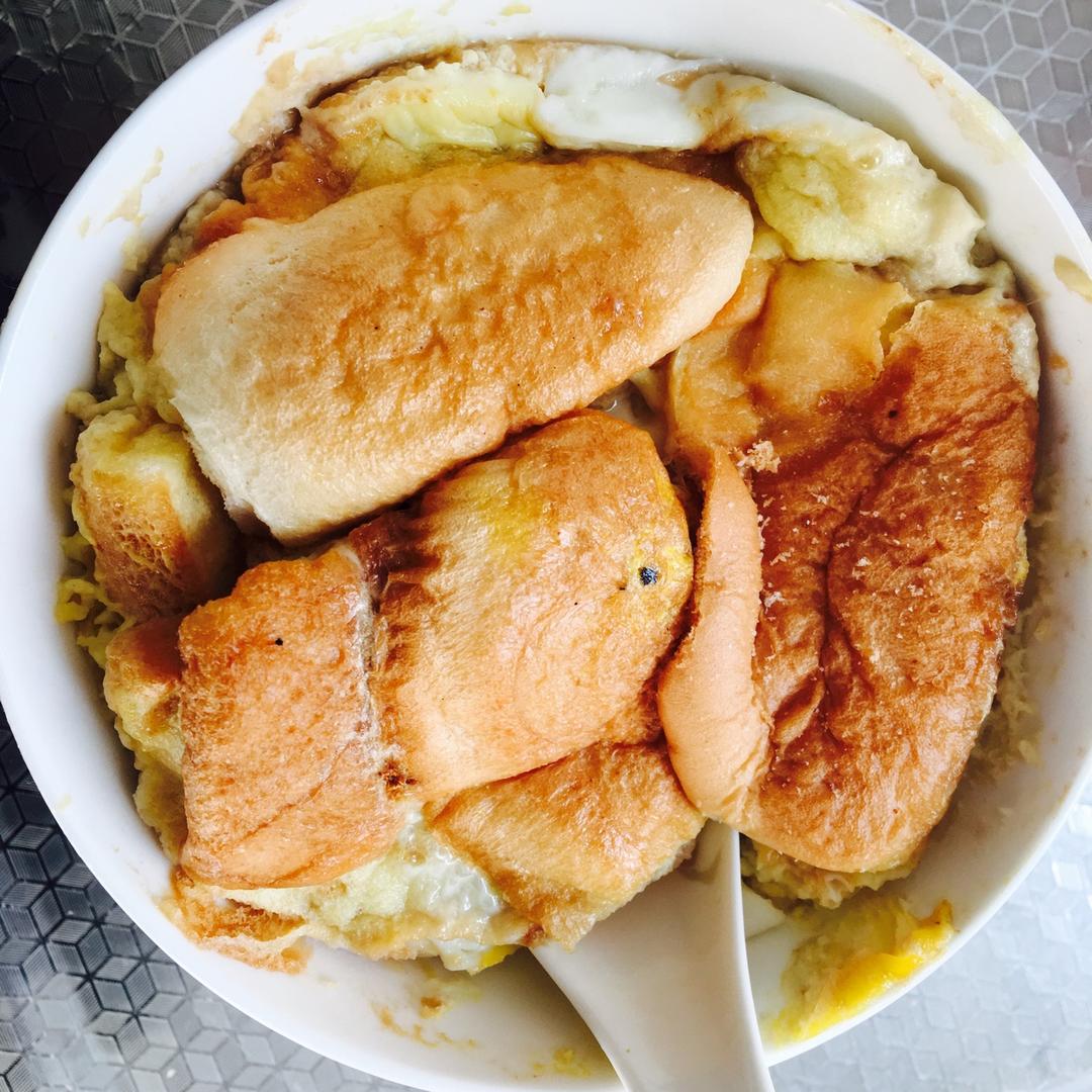 鸡蛋牛奶吐司布丁