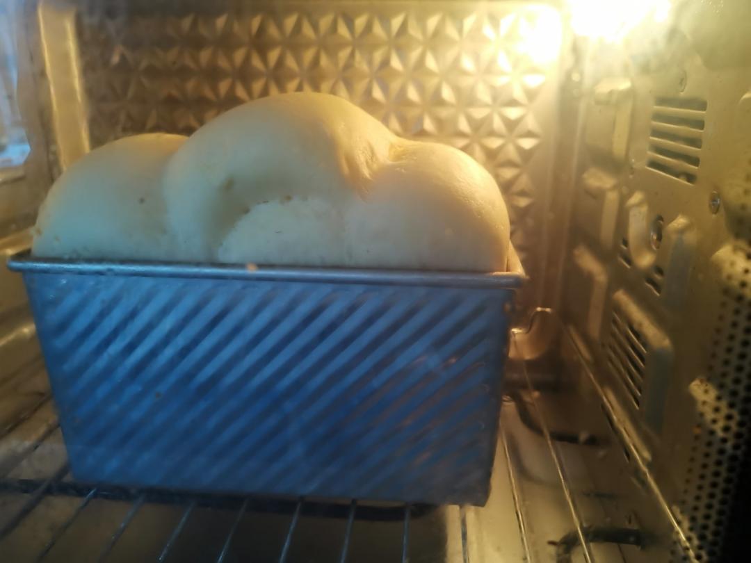 好上手的超软拉丝吐司