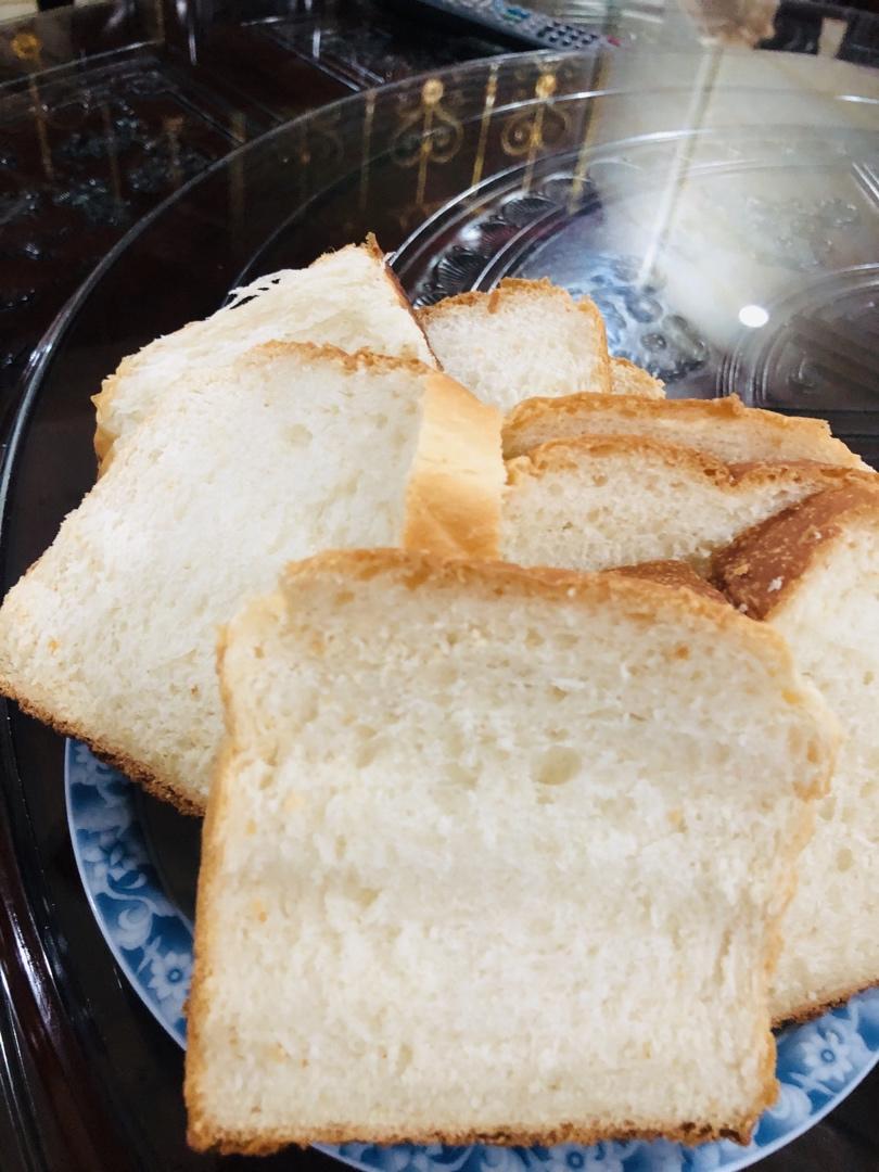 《Tinrry+》软绵绵的白吐司