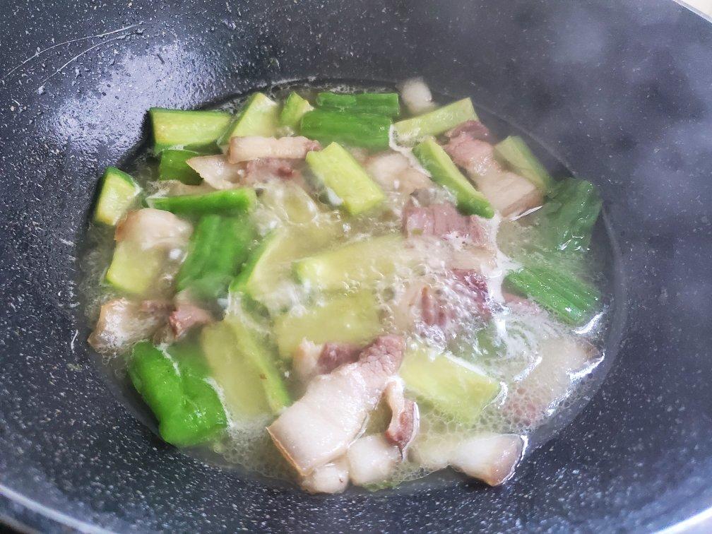 「潮汕家常菜-苦瓜煲」