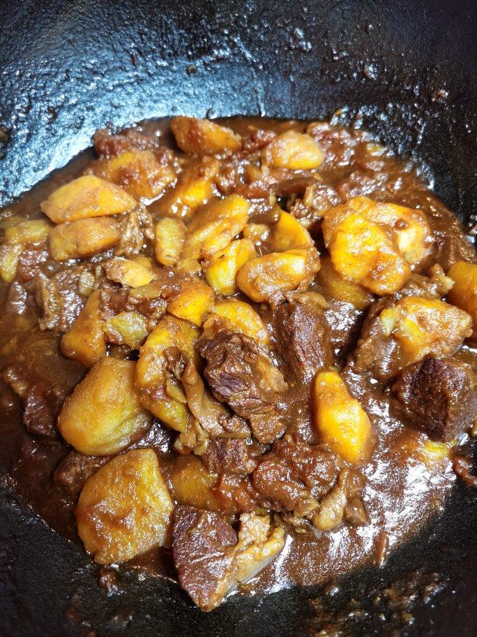 土豆炖牛肉