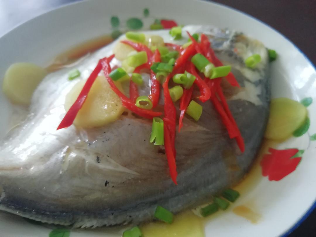 清蒸鲳鱼