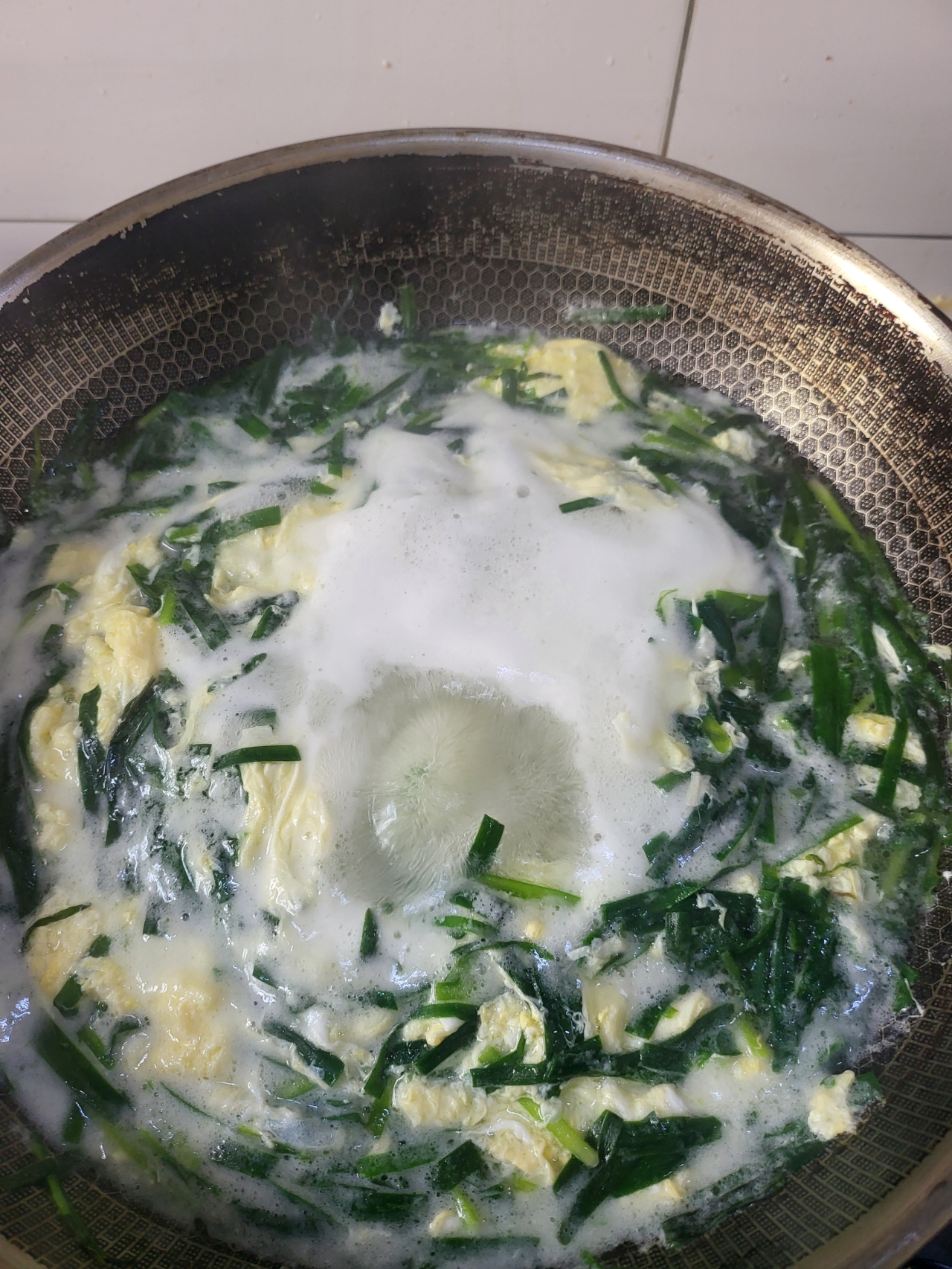 韭菜鸡蛋汤的做法 步骤5