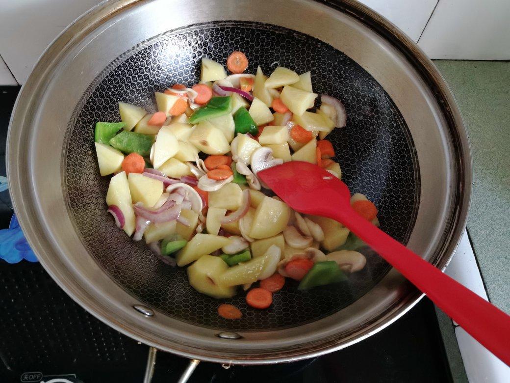 大S咖喱鸡肉饭-幸福那么简单--附鸡肉更鲜嫩独门秘诀