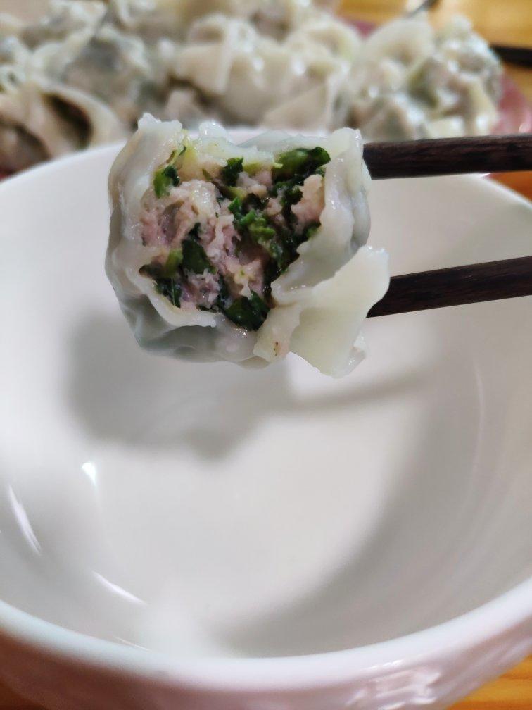 猪肉荠菜饺子