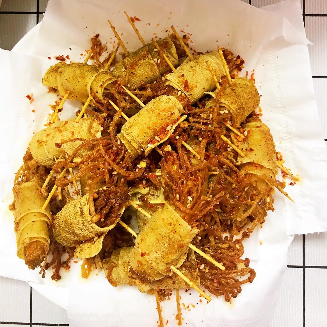豆皮卷金针菇