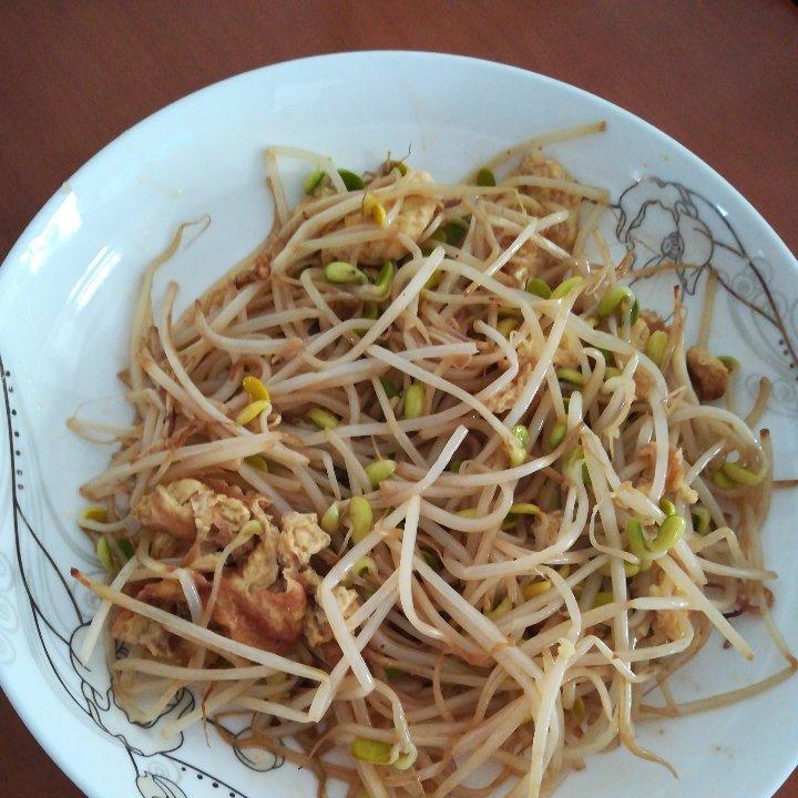 豆芽炒雞蛋