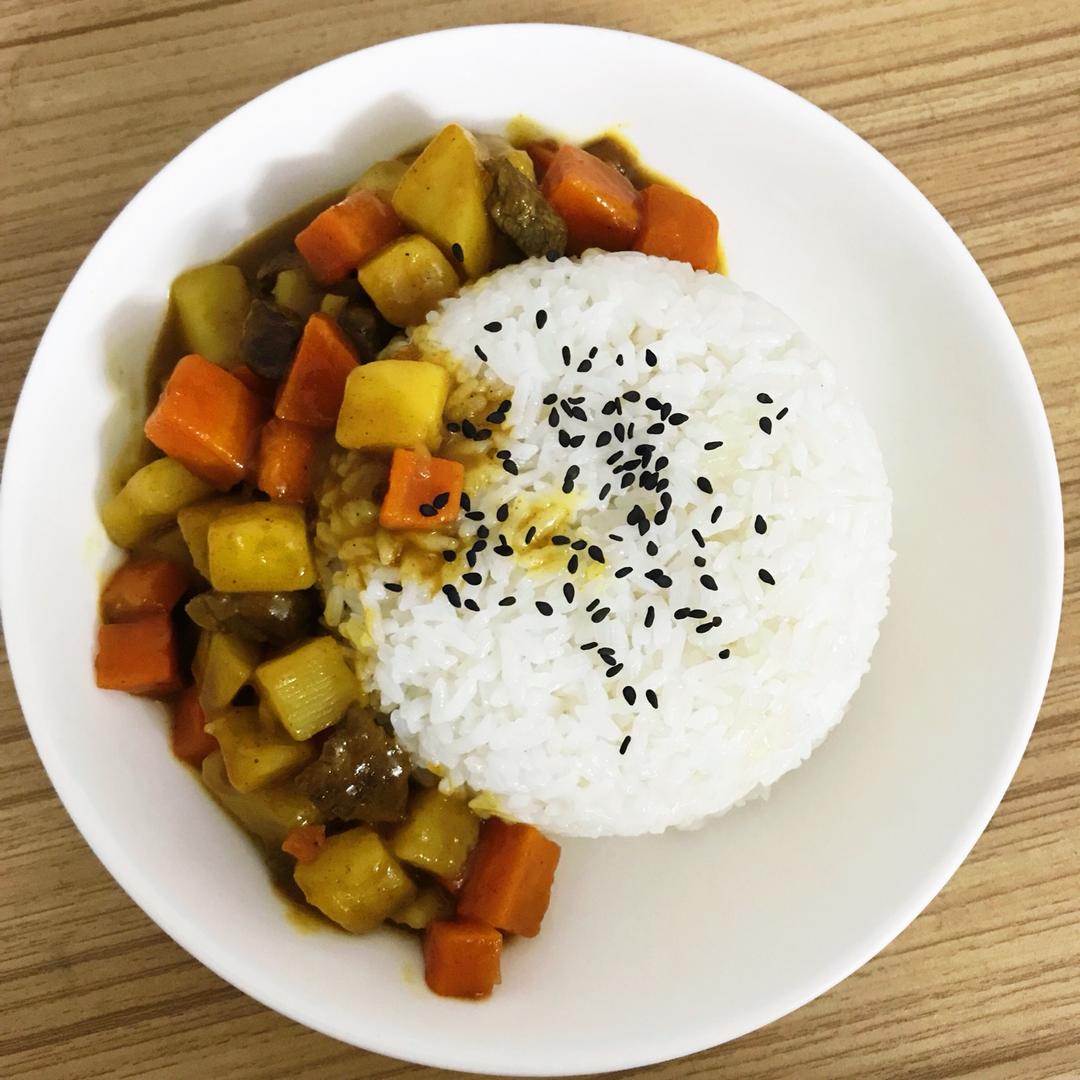 咖喱牛肉饭
