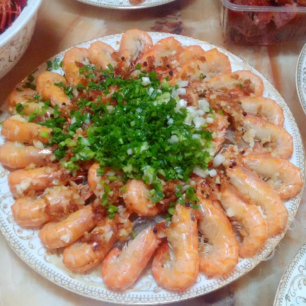 蒜蓉粉丝蒸大虾