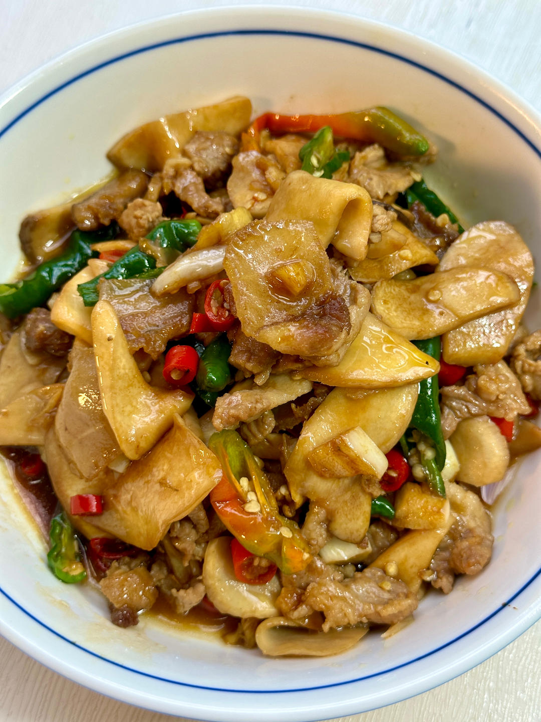 杏鲍菇炒肉 简单好吃又下饭😋