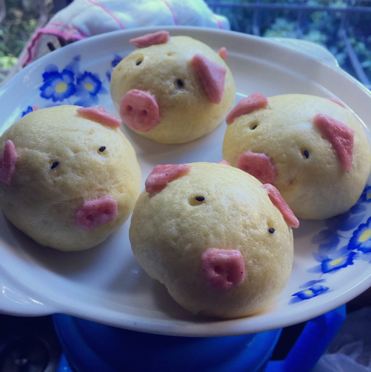 可爱的小猪豆沙包
