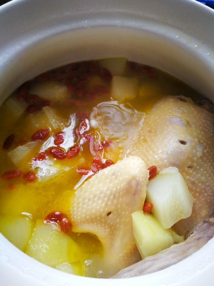 青木瓜煲老94母鸡汤(美白减肥养颜月子餐)的做法 步骤9