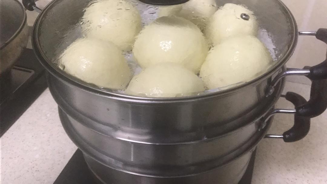 超级松软的豆沙馒头