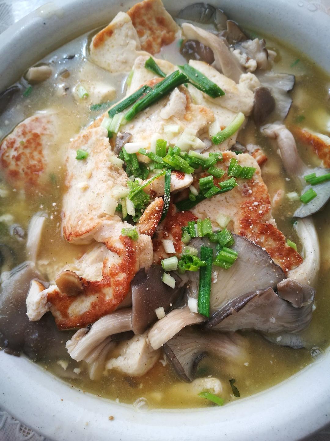 广心水做的平菇炖豆腐