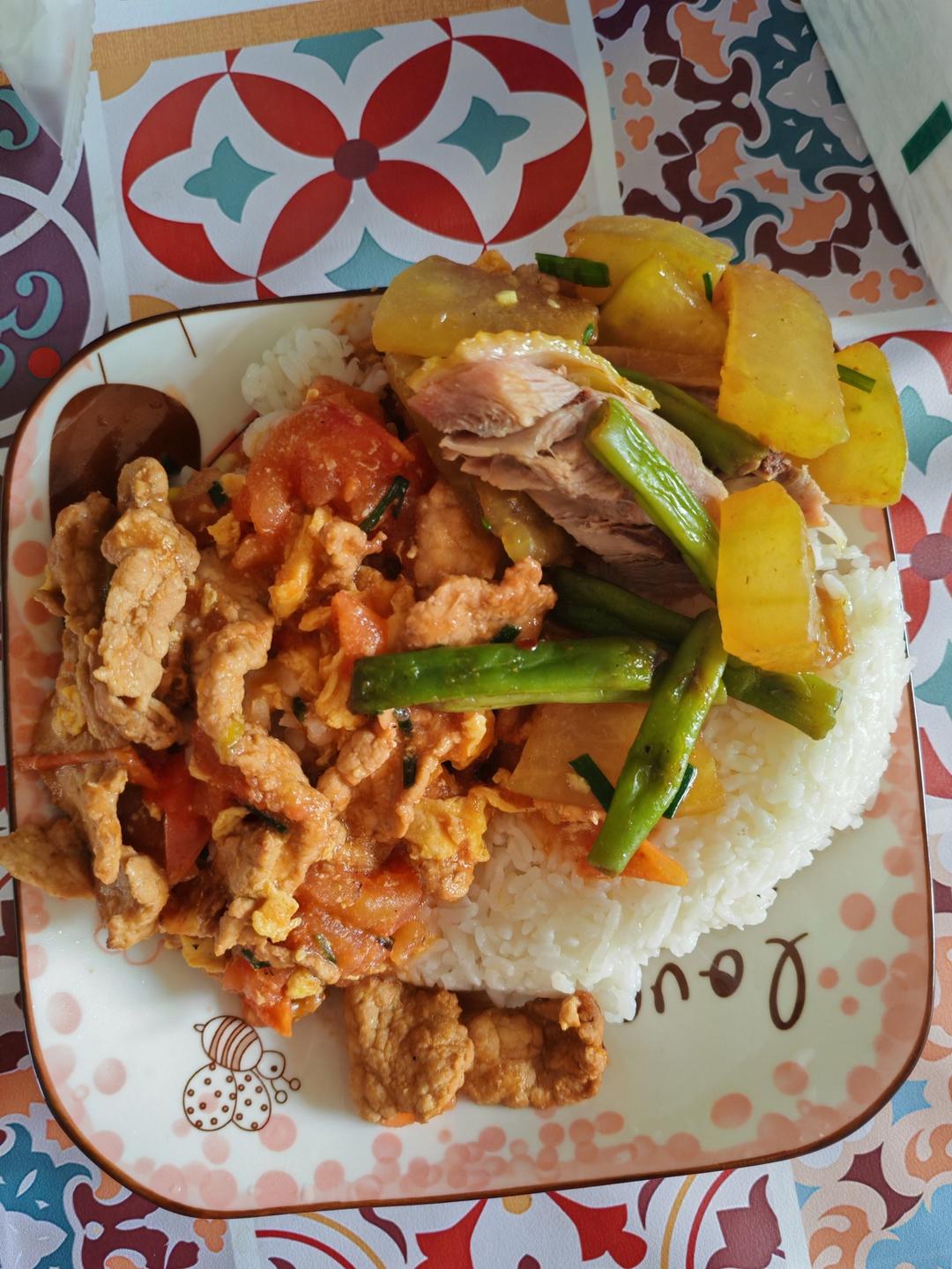 酸甜浓郁～超开胃🔥番茄滑蛋牛肉饭