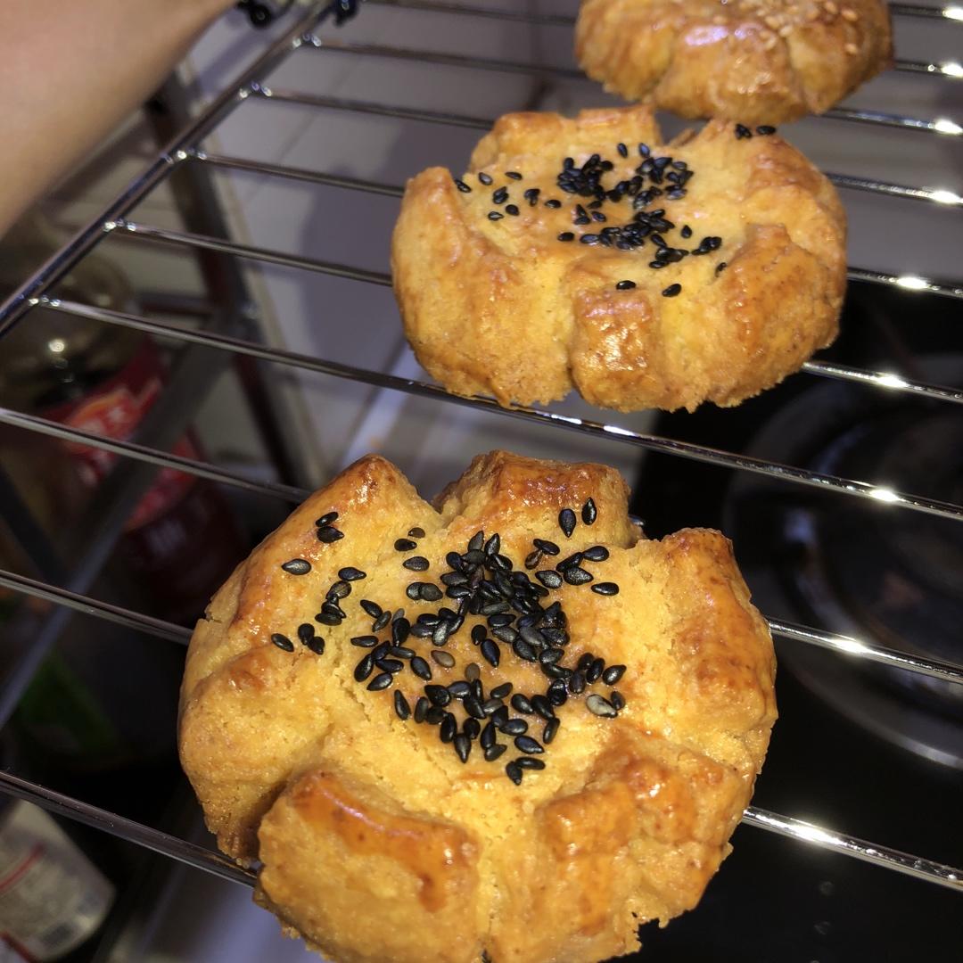 轻轻一按就碎掉的原味桃酥（不输猪油版）