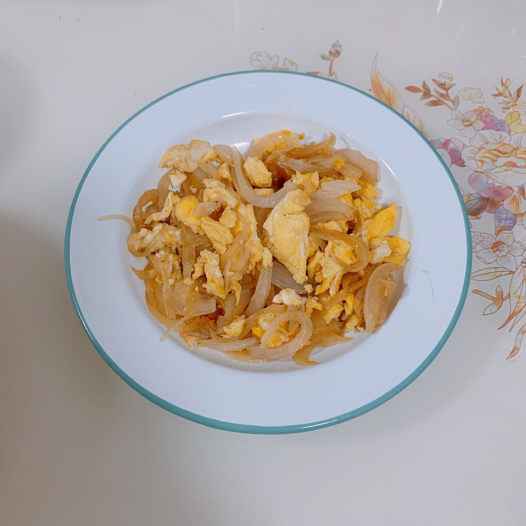洋葱炒鸡蛋