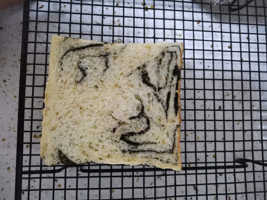 黑芝麻豹纹吐司