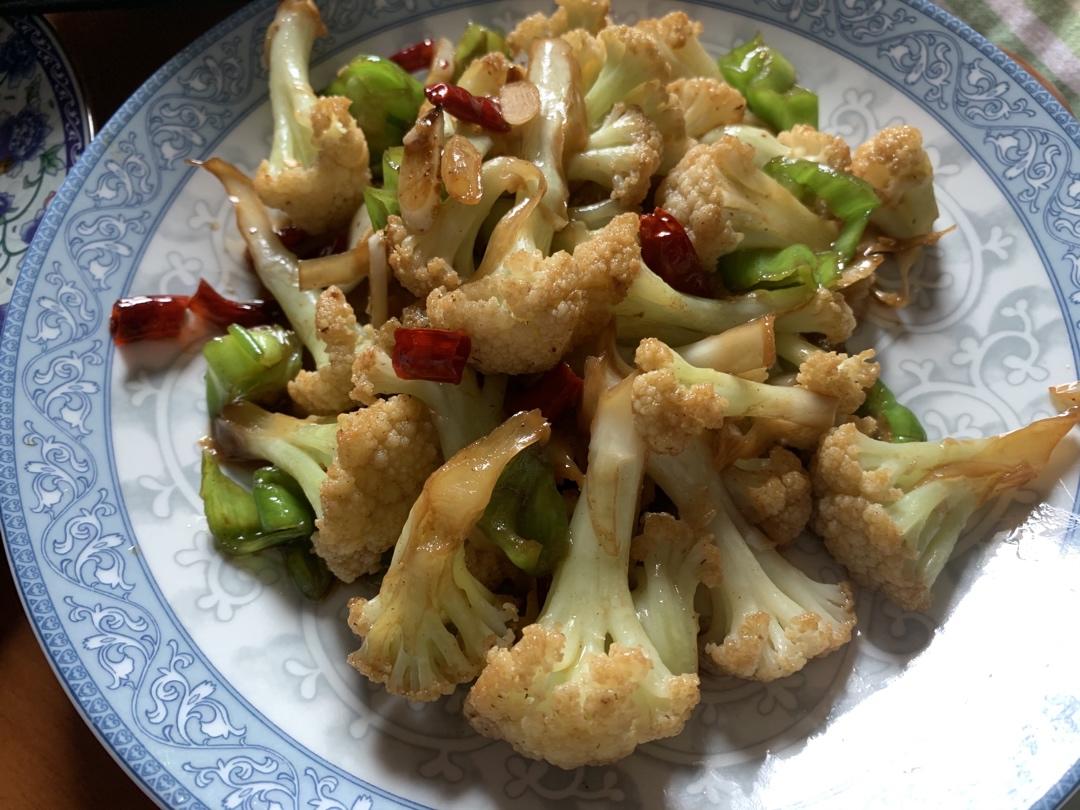 老丁的私房菜-干锅花菜