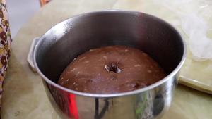 爆浆巧克力流心可可面包的做法 步骤8