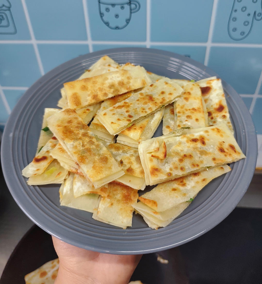 馄饨皮做葱油饼绝了