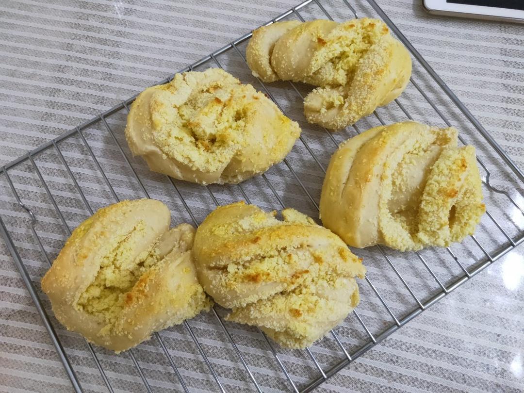 椰蓉奶棒面包