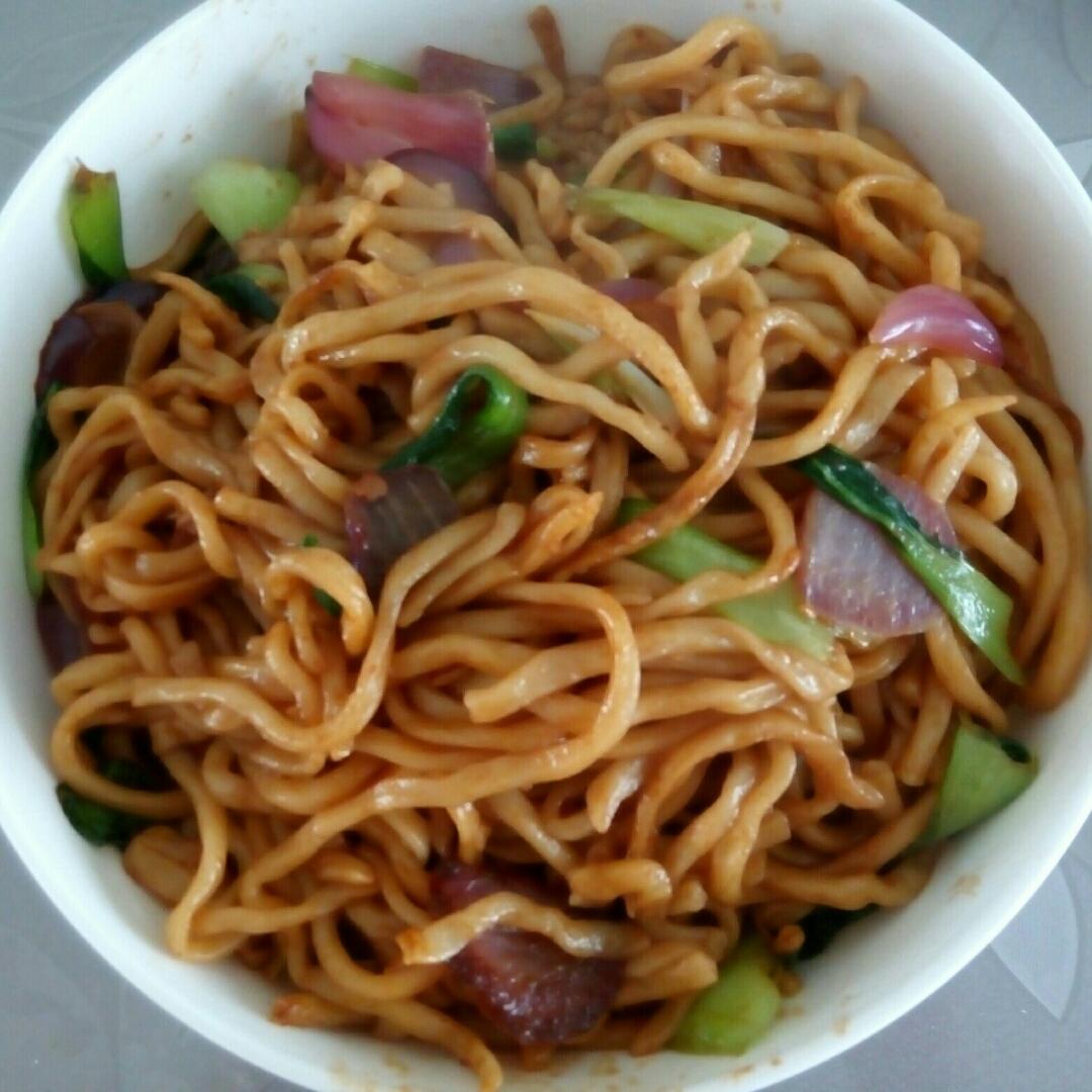蔬菜炒面