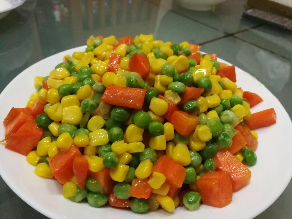 甜玉米青豆胡萝卜丁