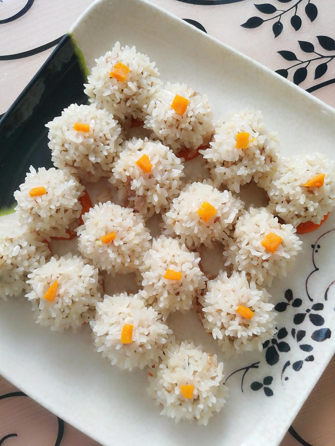 lucky遥做的蒸糯米丸子