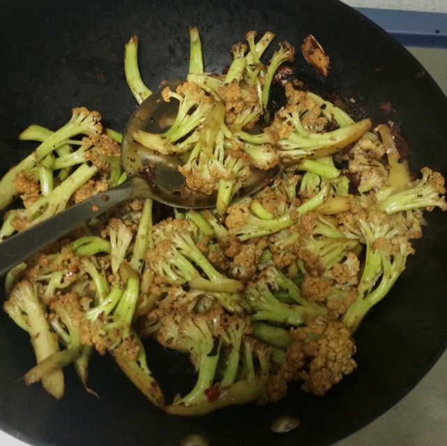 很“浪费”米饭的家常菜之一-------干锅菜花