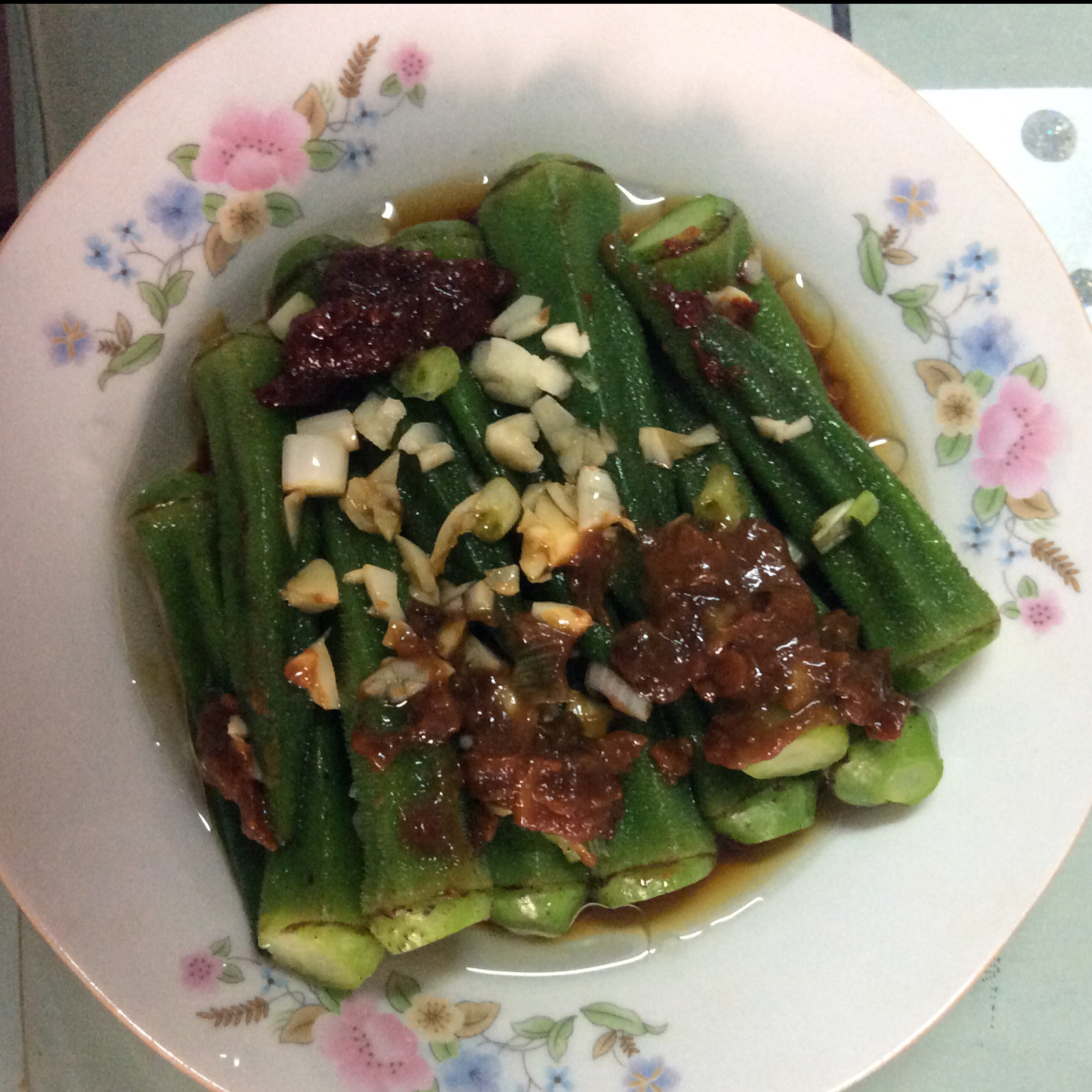 白灼秋葵