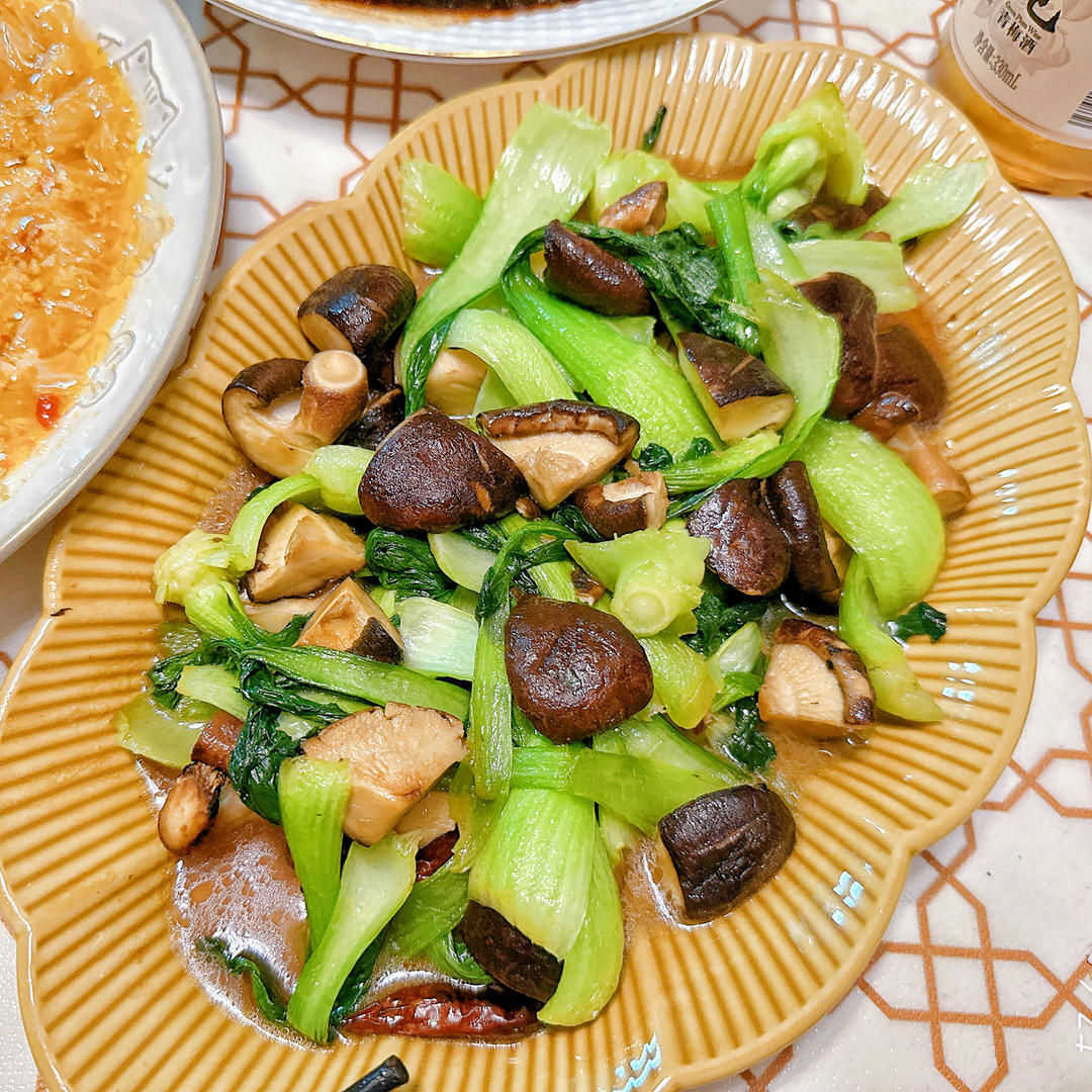 青菜烧香菇