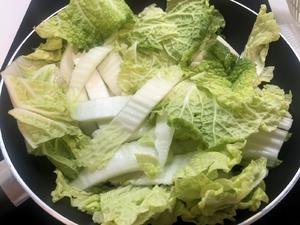 《昨日的美食》之白菜干贝浓汤的做法 步骤6