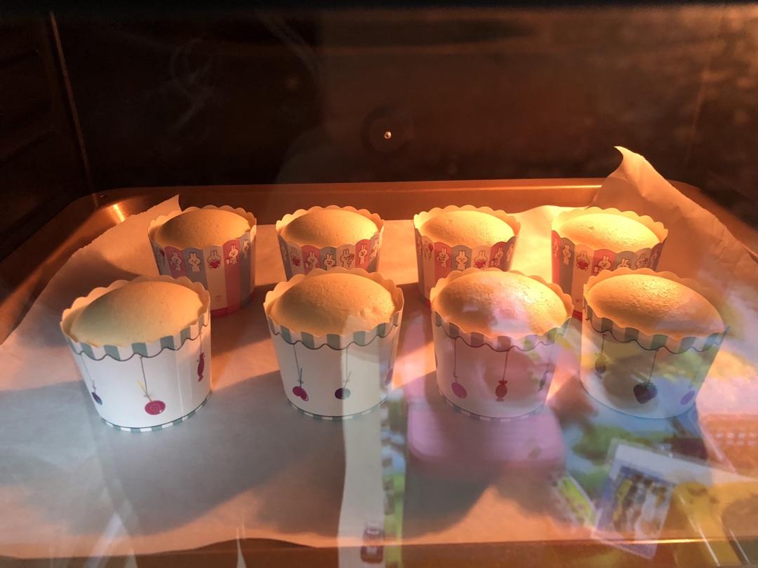 纸杯戚风蛋糕