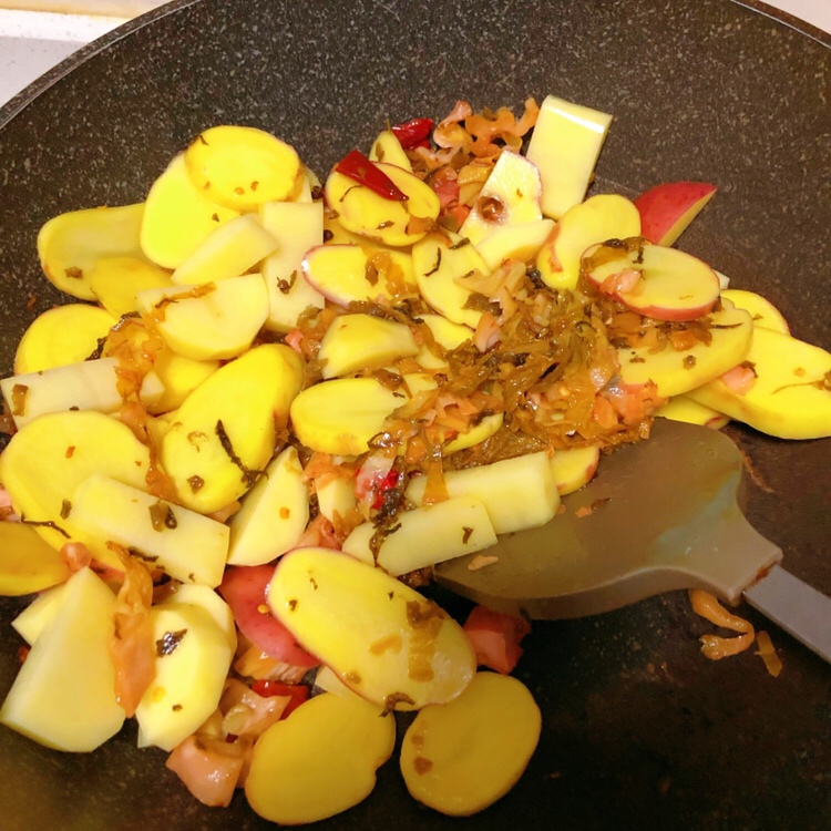 酸菜土豆汤的做法 步骤6