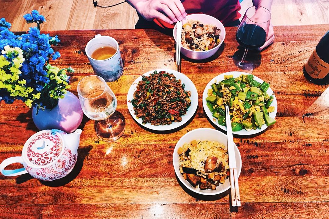 喷香排骨焖饭（爆好吃）