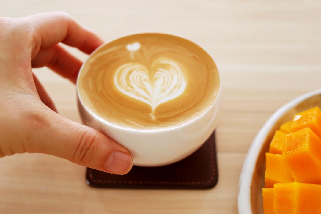 ☕自学拉花不急不嗔🐱