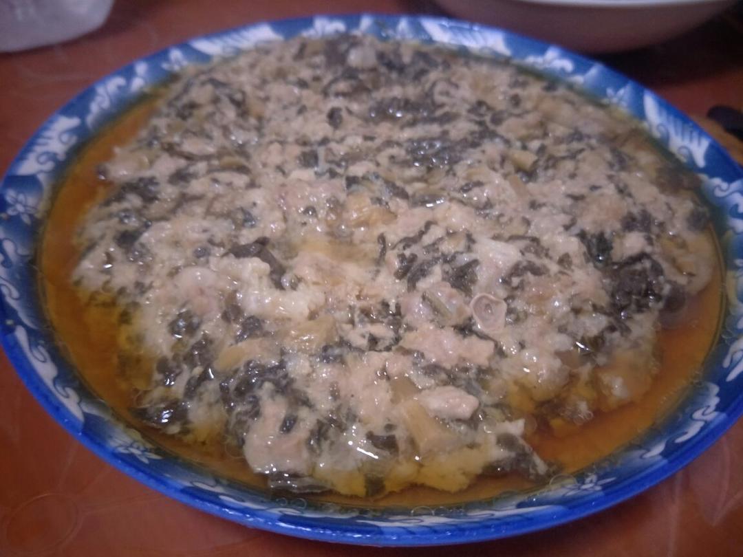 霉干菜蒸肉饼