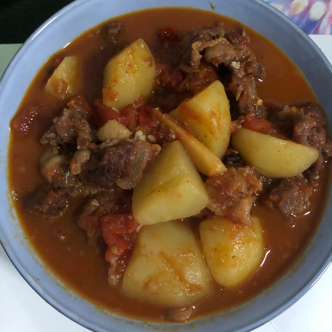 番茄土豆炖牛腩