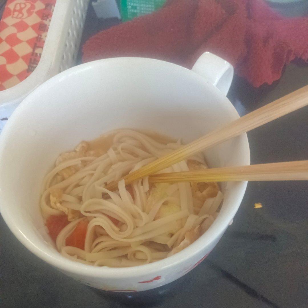 汤都要喝光的西红柿鸡蛋面