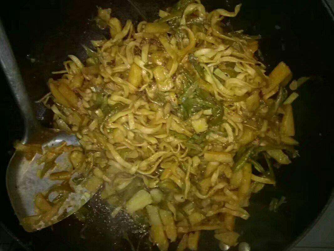 豆角焖面