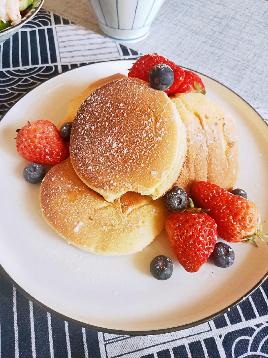 小小然妈咪做的舒芙蕾松饼