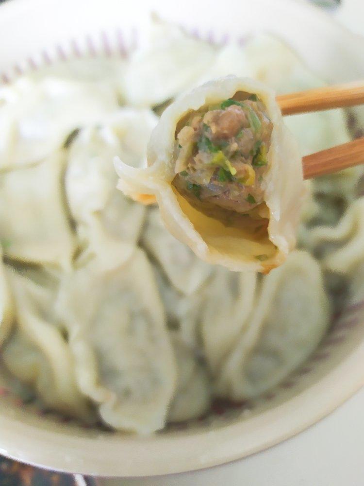 深海姑娘lillian做的芹菜羊肉饺子