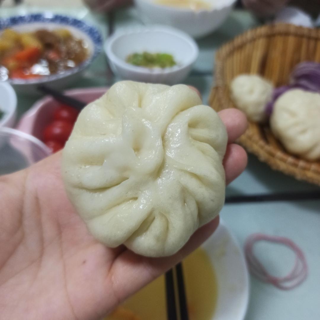 一口惊艳 软绵绵糯叽叽的红薯糯米黑芝麻馅包子