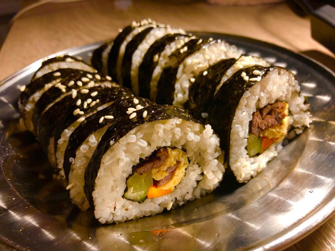 高颜值的紫菜包饭