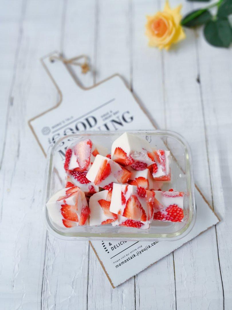 草莓🍓牛奶布丁